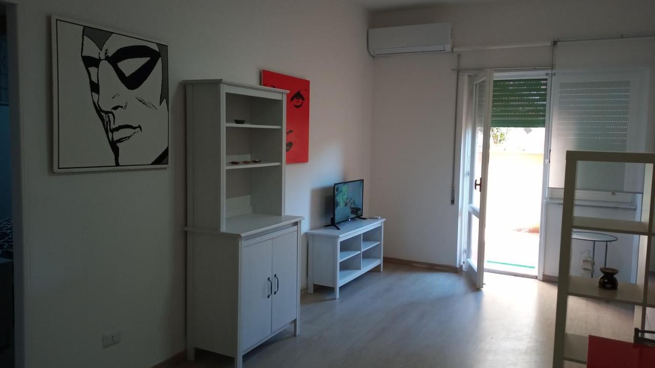Giordiehouse2 Latina Luaran gambar