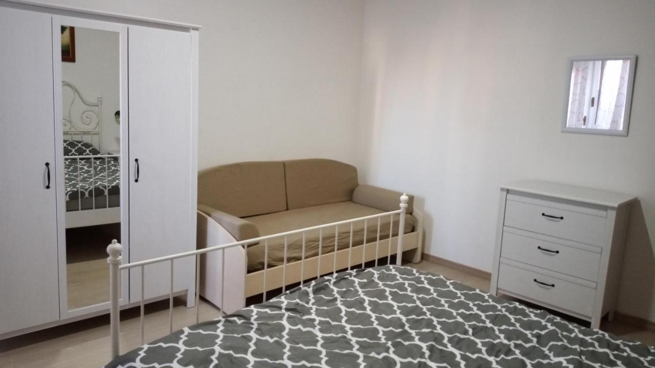 Giordiehouse2 Latina Luaran gambar