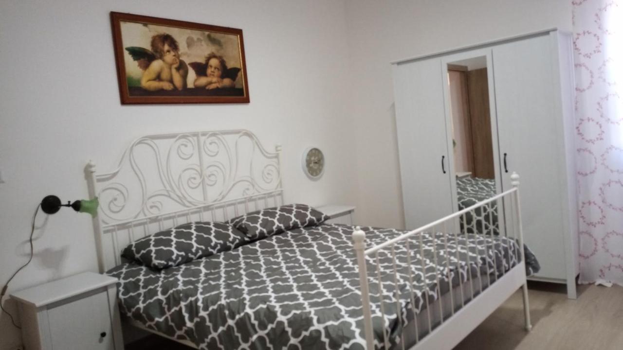 Giordiehouse2 Latina Luaran gambar